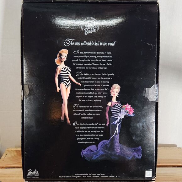 1999 Mattel 40th Anniversary Barbie  W/Certificate of Authenticity - Picture 2 of 4